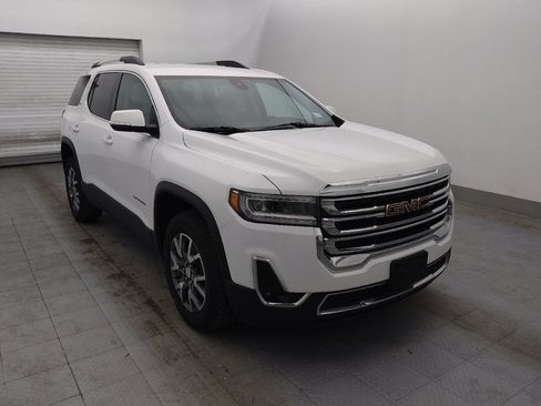 Used 2023 GMC Acadia SLT image 13