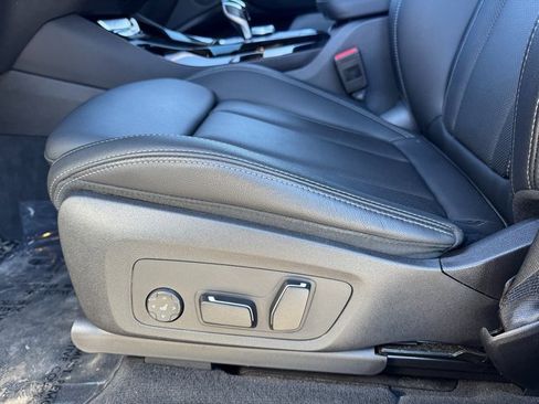 Used 2024 BMW X3 xDrive30i w/ Convenience Package image 15