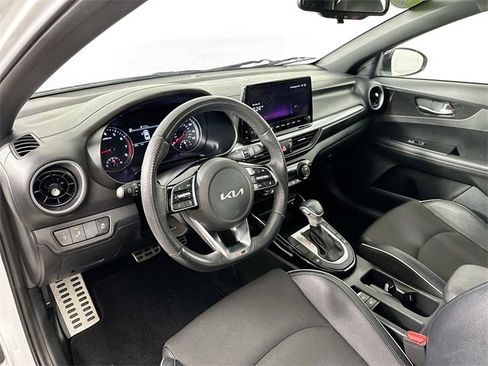 Used 2023 Kia Forte GT-Line w/ GT-Line Premium Package image 20