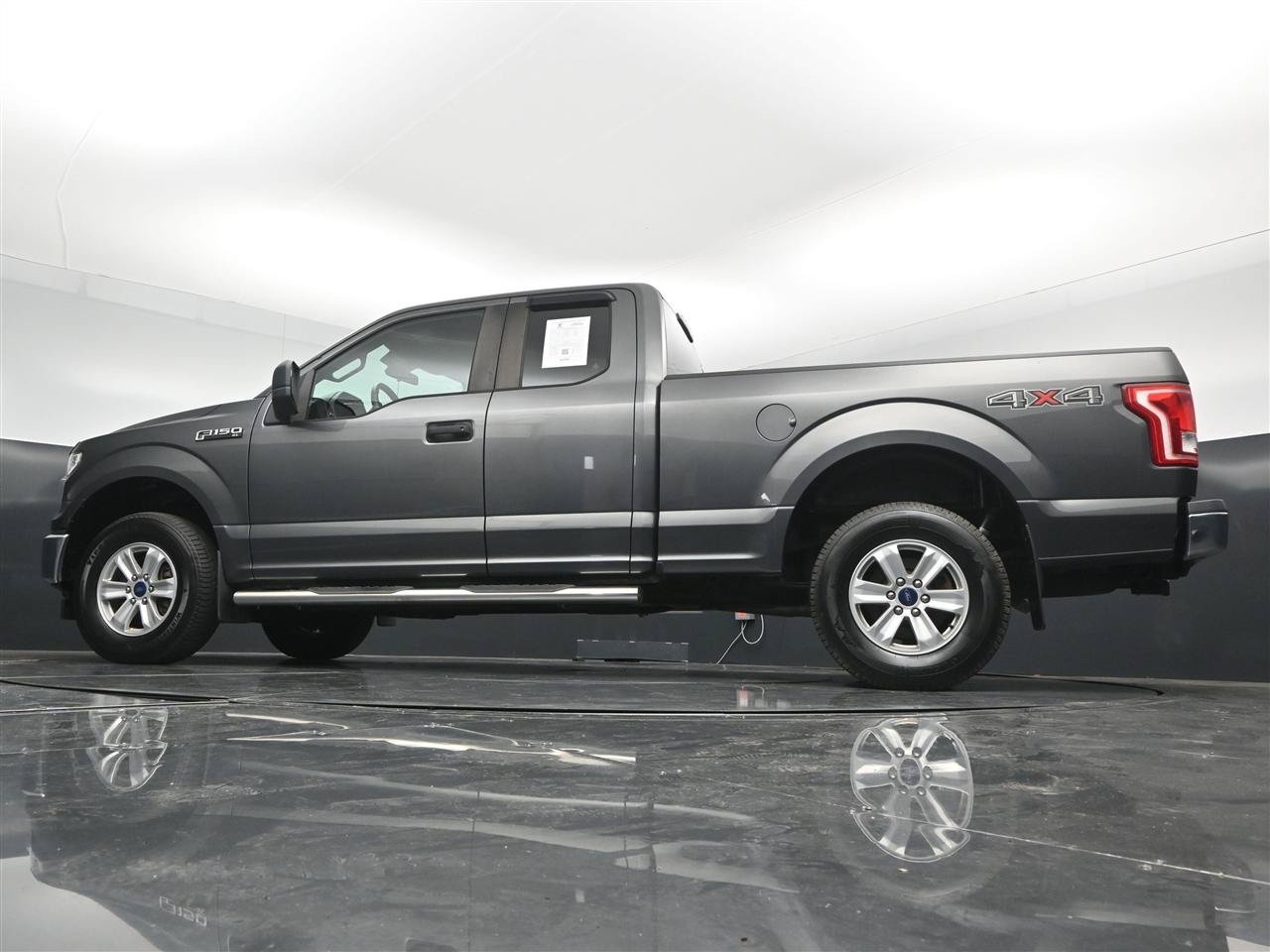 Used 2017 Ford F150 XL w/ Equipment Group 101A Mid AWD/4WD image 34