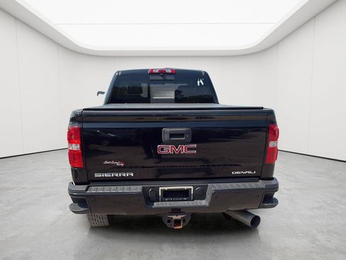 Used 2017 GMC Sierra 2500 Denali w/ Duramax Plus Package AWD/4WD image 5