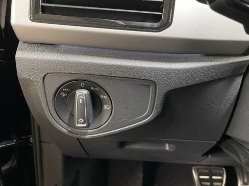 Used 2023 Volkswagen Atlas Cross Sport SEL R-Line image 28