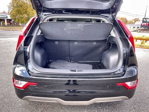 Certified 2023 Kia Niro Wind w/ Wind Preserve Package image 11