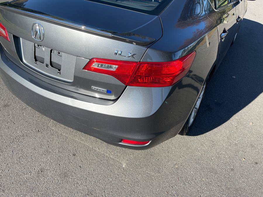 Used 2013 Acura ILX w/ Technology Package FWD image 20