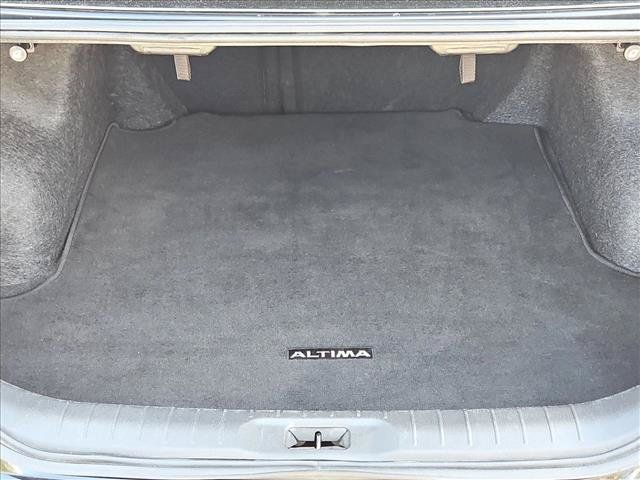 Used 2024 Nissan Altima 2.5 SV FWD image 6
