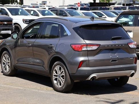 Certified 2022 Ford Escape SEL AWD/4WD image 4