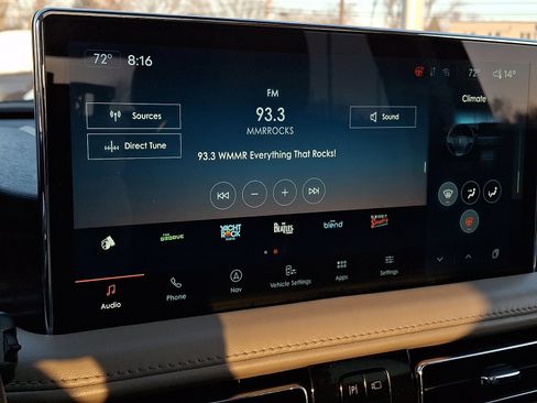 Certified 2022 Lincoln Nautilus Reserve image 19