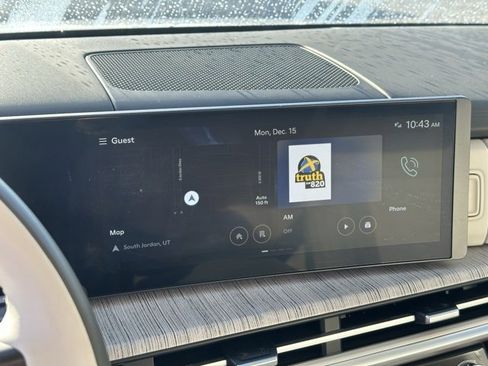 Used 2024 Hyundai Santa Fe Calligraphy image 9