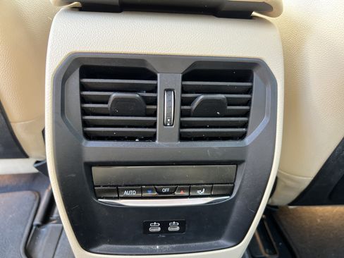 Used 2023 BMW i4 eDrive40 w/ M Sport Package RWD image 40