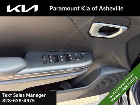 New 2026 Kia K4 FWD image 23