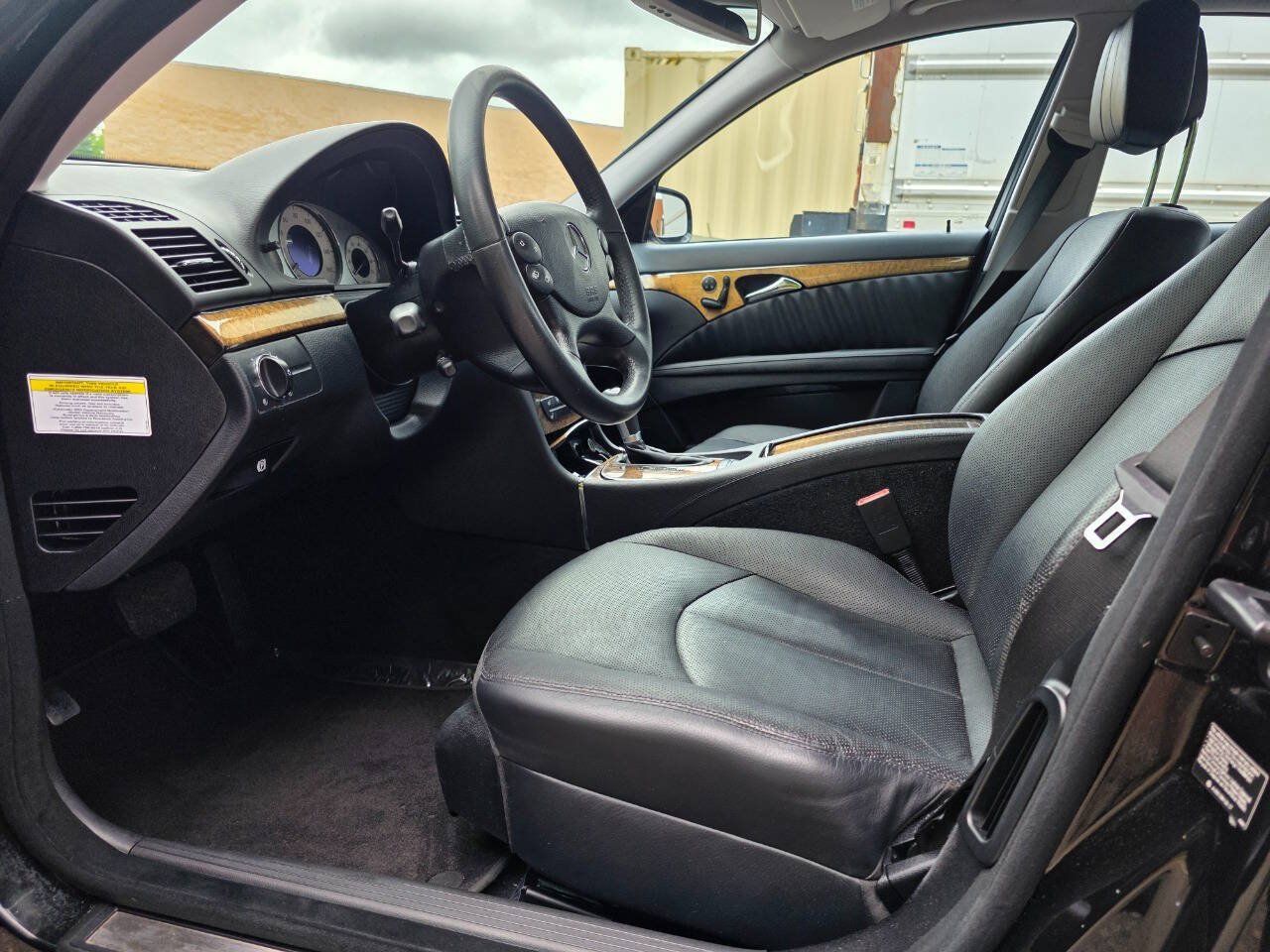 Used 2008 Mercedes-Benz E 550 Sedan image 13