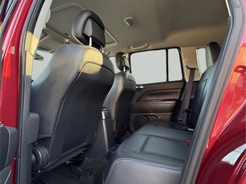 Used 2016 Jeep Compass High Altitude image 14