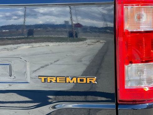 Used 2022 Ford F150 Tremor w/ Trailer Tow Package image 31