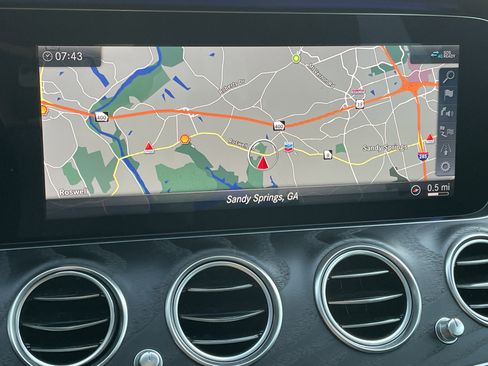 Used 2020 Mercedes-Benz E 450 4MATIC Sedan image 31