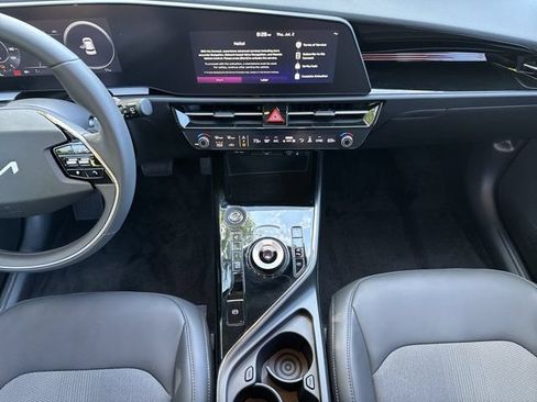 New 2026 Kia Niro Wind FWD image 13