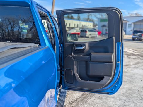 Certified 2022 Chevrolet Silverado 1500 Custom w/ LPO, Dark Essentials Package image 35