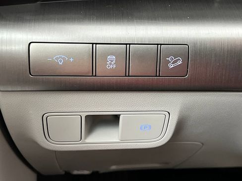 Used 2025 Hyundai Kona SEL AWD/4WD image 44