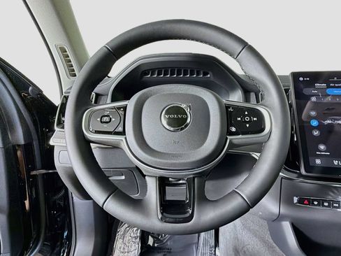 New 2026 Volvo XC90 T8 Ultra w/ Protection Package AWD/4WD image 11
