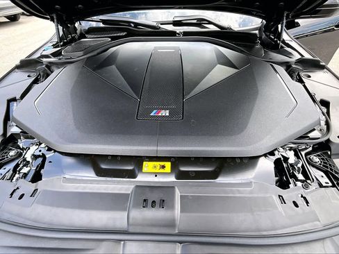 Certified 2025 BMW i5 M60 w/ Executive Package image 34