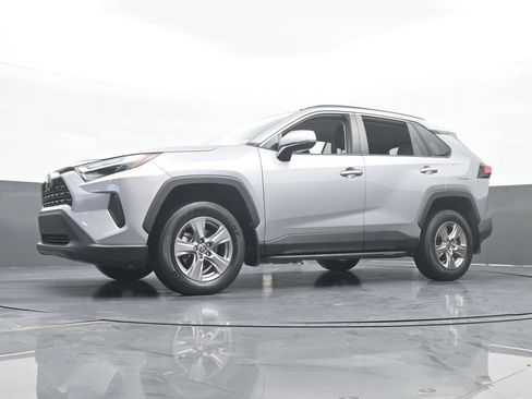 Used 2023 Toyota RAV4 XLE image 58