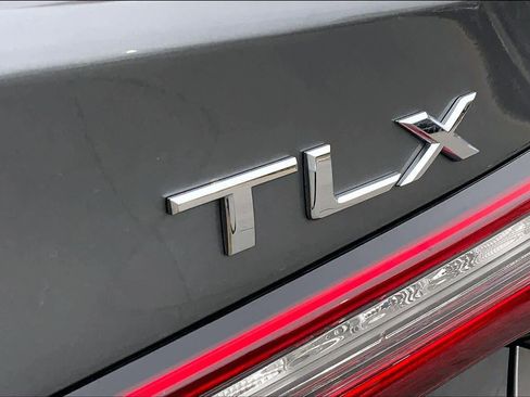 Used 2025 Acura TLX w/ Technology Package image 9