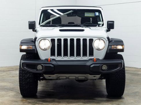 Used 2023 Jeep Gladiator Mojave image 4
