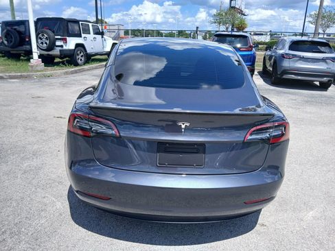 Used 2023 Tesla Model 3 Standard Range RWD image 5