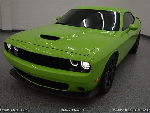 Used 2023 Dodge Challenger R/T w/ Blacktop Package RWD image 40
