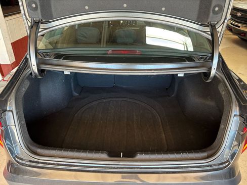 Used 2025 Kia K4 LXS image 30