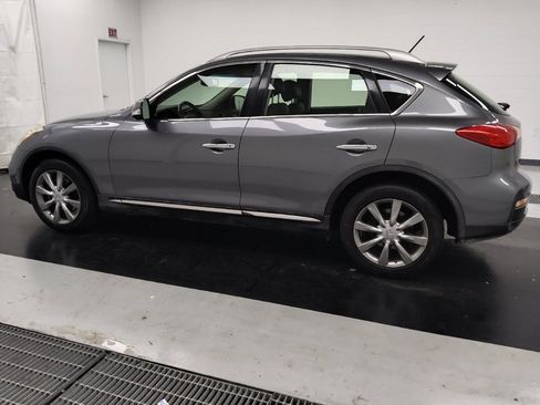 Used 2017 INFINITI QX50 2WD w/ Premium Plus Package image 3