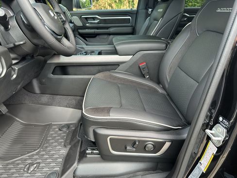 New 2026 RAM 1500 Laramie AWD/4WD image 11