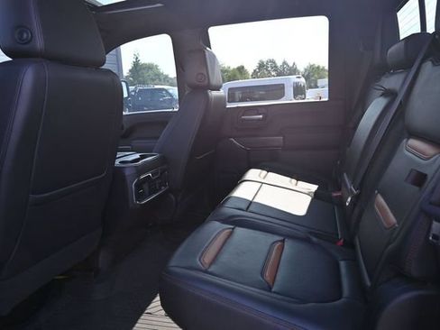 Used 2020 GMC Sierra 2500 AT4 w/ AT4 Premium Package AWD/4WD image 15