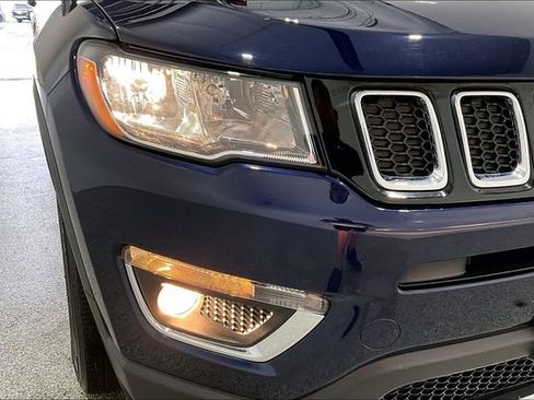Used 2020 Jeep Compass Limited AWD/4WD image 33