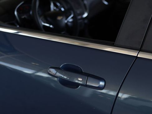 Used 2024 Chevrolet Equinox LT w/ LPO, Floor Liner Package image 33