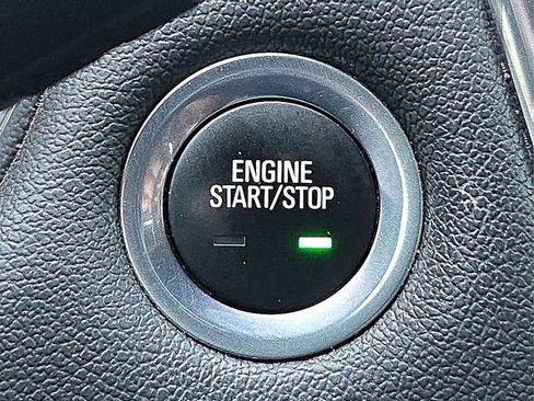 Used 2023 Chevrolet Traverse High Country AWD/4WD image 22