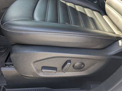 Used 2021 Ford Edge SEL w/ Convenience Package image 22