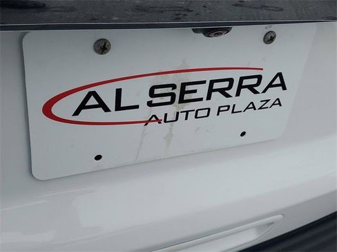 Certified 2023 GMC Yukon SLT image 6