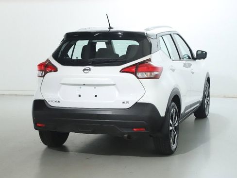 Used 2019 Nissan Kicks SR FWD image 48