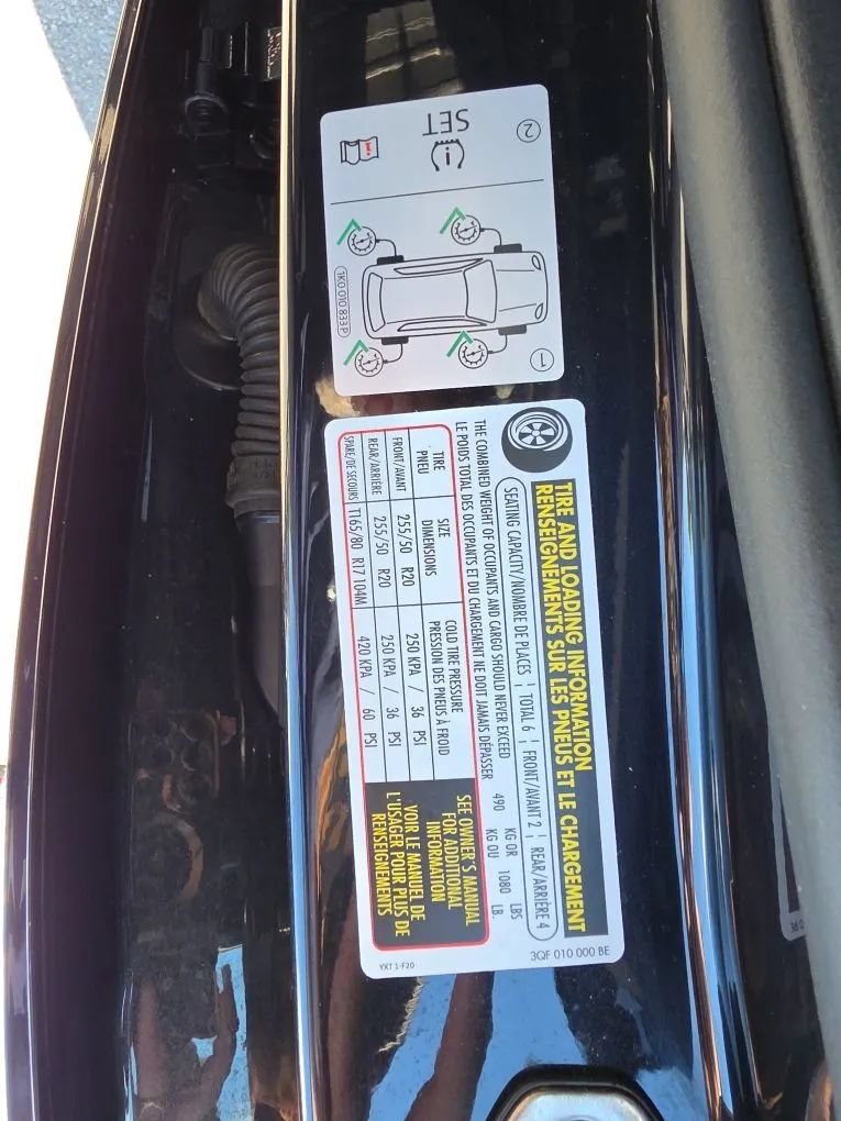 Used 2021 Volkswagen Atlas SE w/ Towing Package AWD/4WD image 19