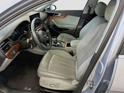 Used 2023 Audi A4 2.0T Premium w/ Convenience Package image 13