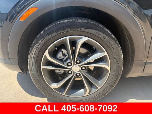 Used 2022 Buick Encore GX Select w/ Advanced Technology Package FWD image 9