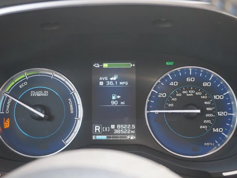 Used 2021 Subaru Crosstrek Hybrid w/ Moonroof Package w/Navigation AWD/4WD image 26