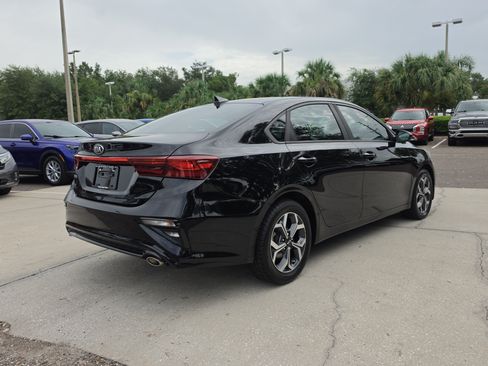 Used 2019 Kia Forte LXS FWD image 8
