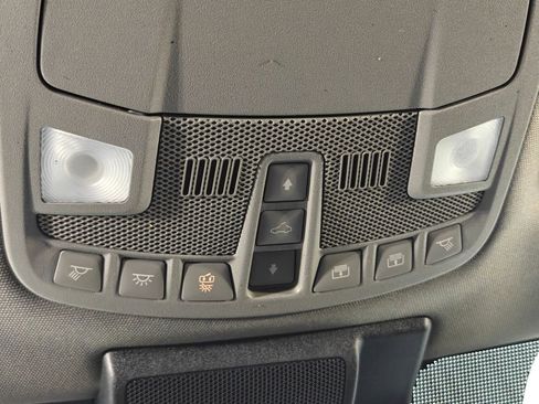 Used 2019 Ford F150 Lariat AWD/4WD image 11