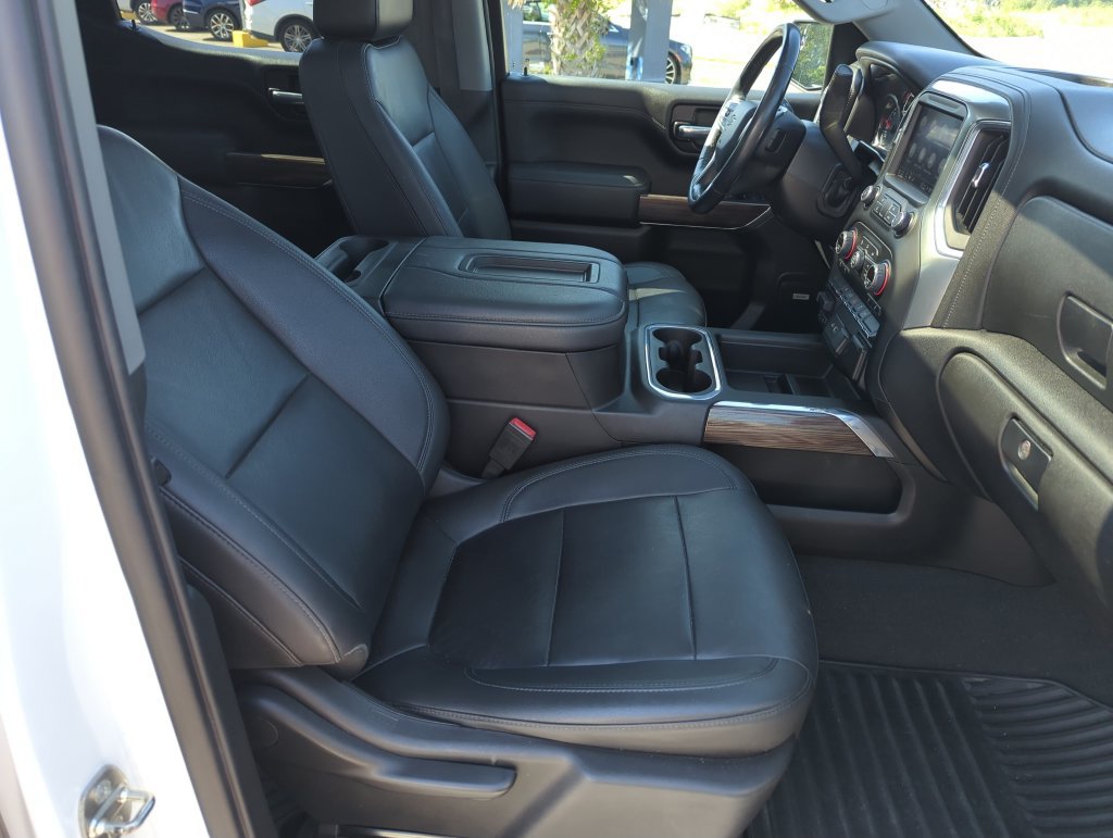 Used 2021 Chevrolet Silverado 1500 RST w/ Redline Edition AWD/4WD image 37