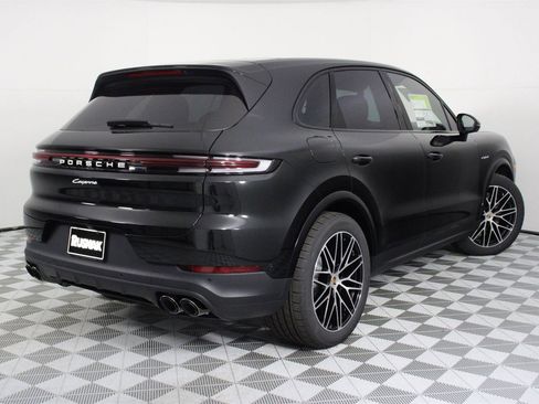 New 2026 Porsche Cayenne E-Hybrid image 7