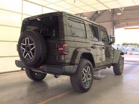 Used 2024 Jeep Wrangler Sahara image 3