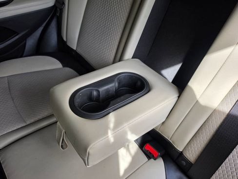 Used 2022 Buick Encore Preferred w/ Safety Package image 32