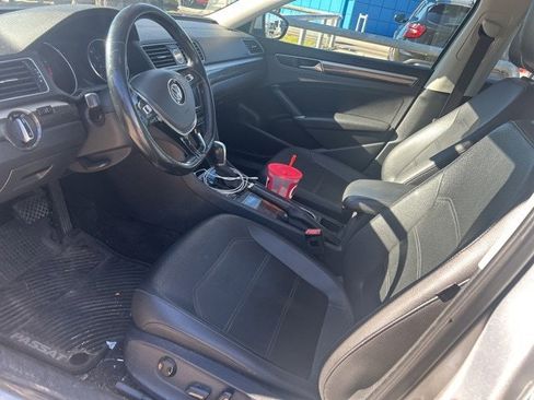 Used 2016 Volkswagen Passat 1.8T SE image 6