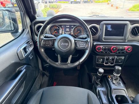Used 2021 Jeep Gladiator Sport AWD/4WD image 29